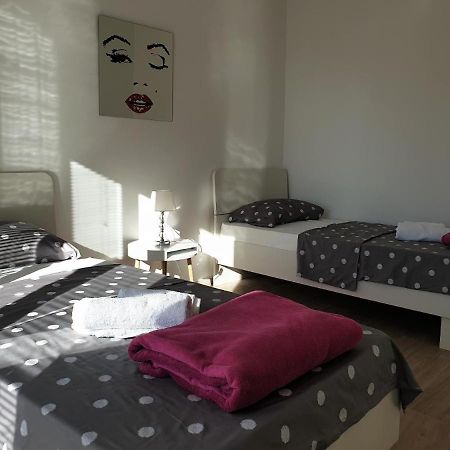 Premium Apartments Adore Novalja Exterior photo
