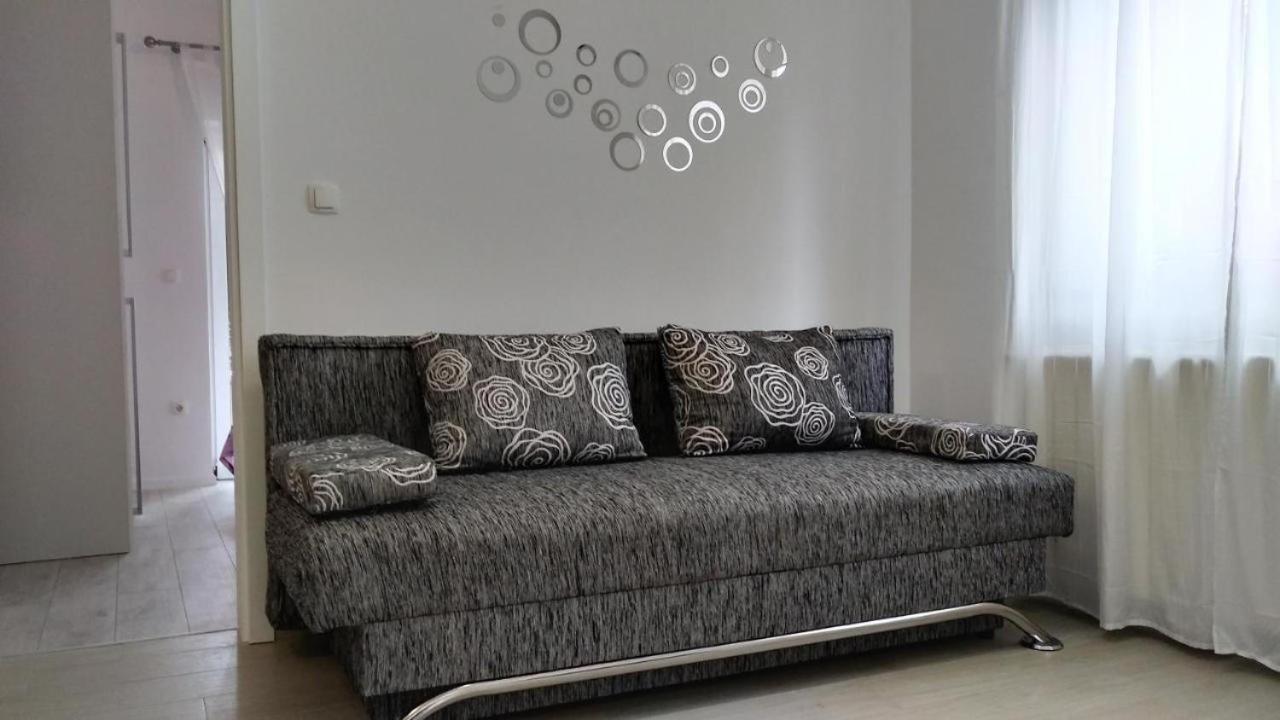 Premium Apartments Adore Novalja Exterior photo