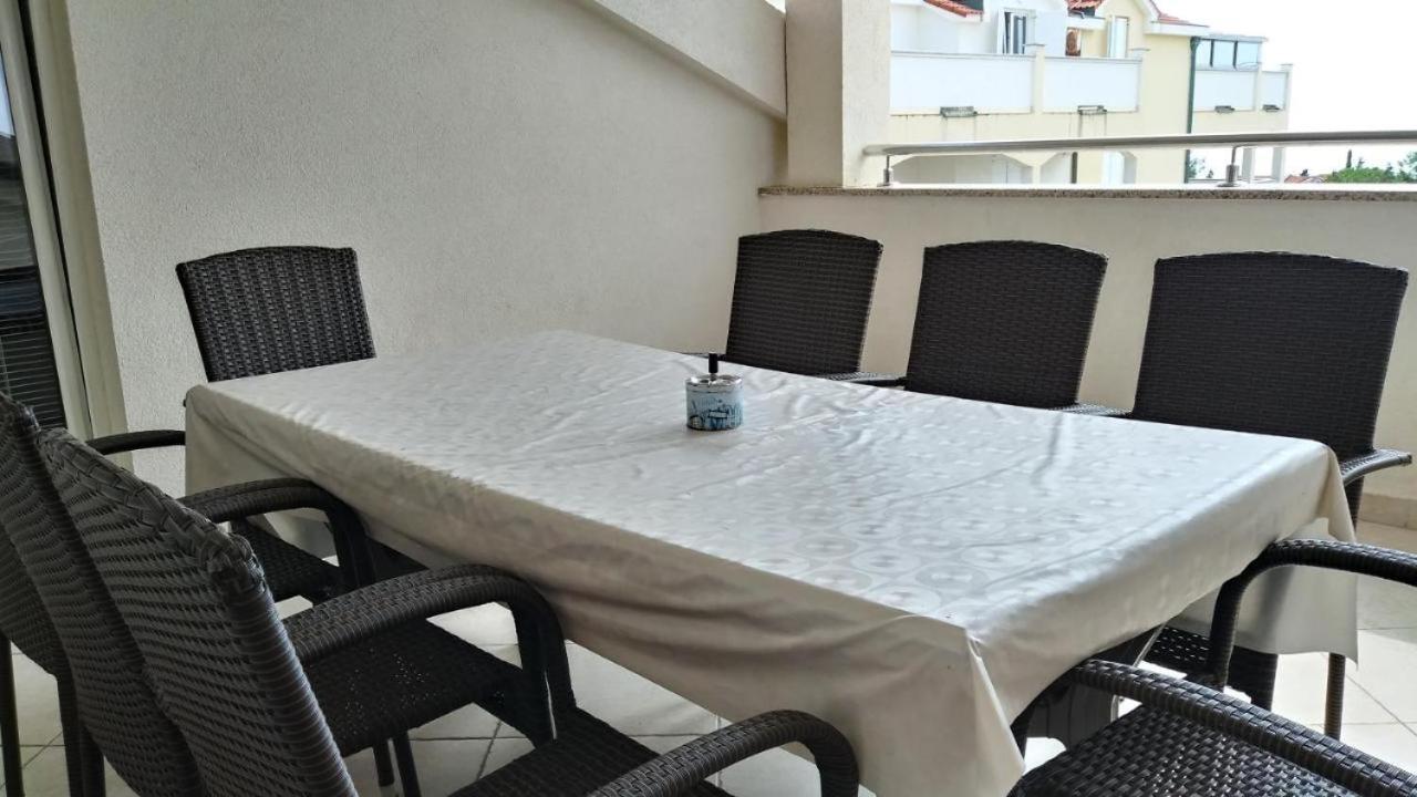 Premium Apartments Adore Novalja Exterior photo