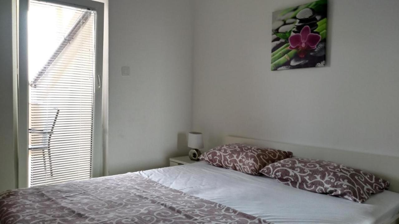 Premium Apartments Adore Novalja Exterior photo