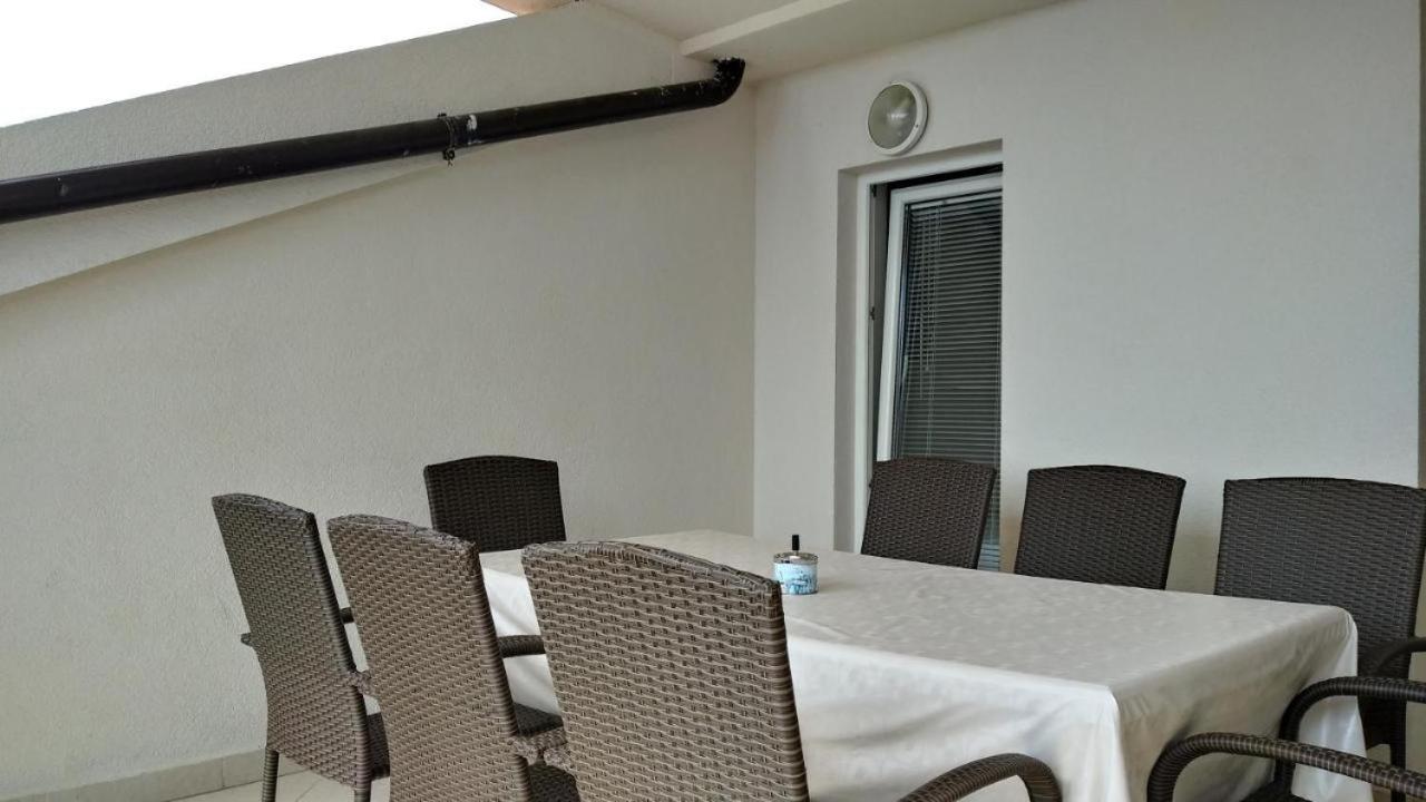 Premium Apartments Adore Novalja Exterior photo
