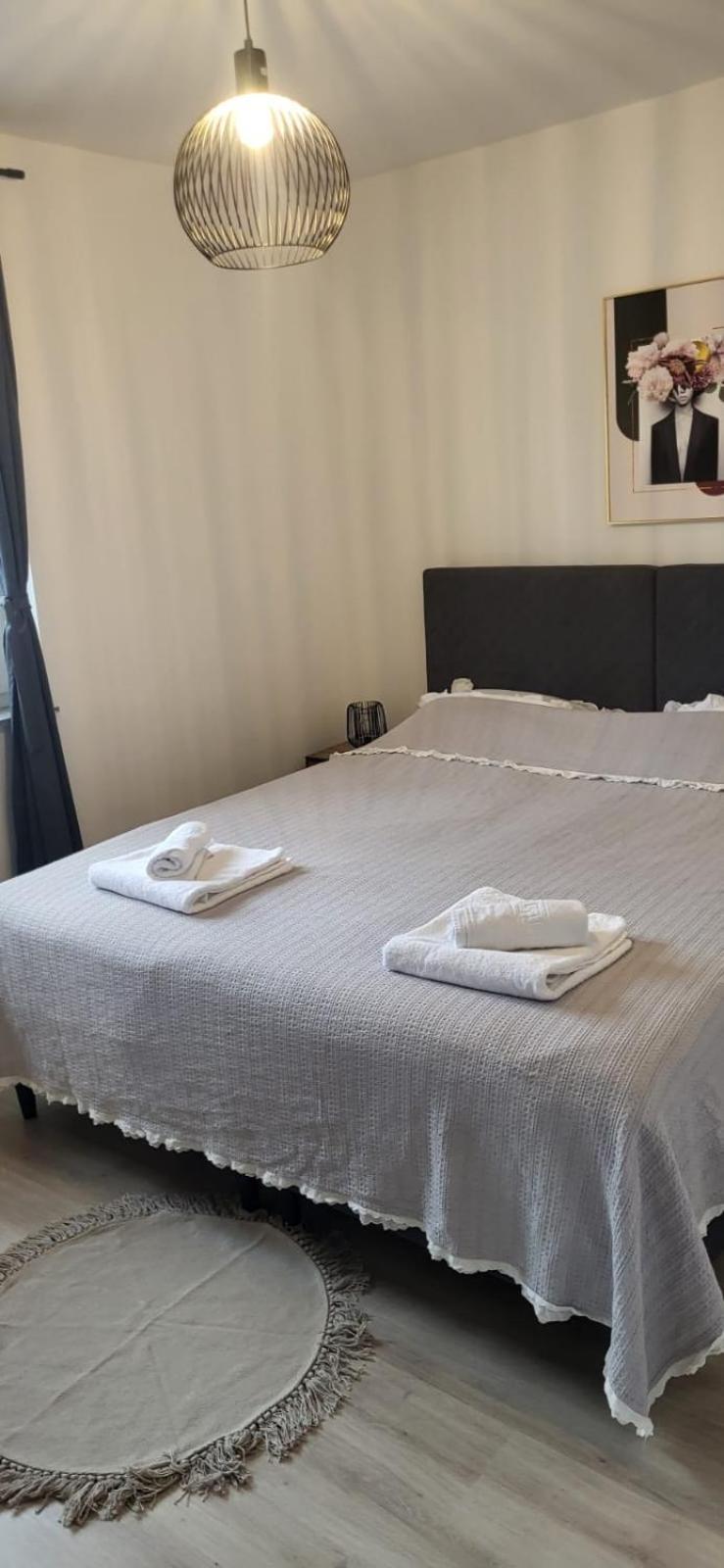 Premium Apartments Adore Novalja Exterior photo
