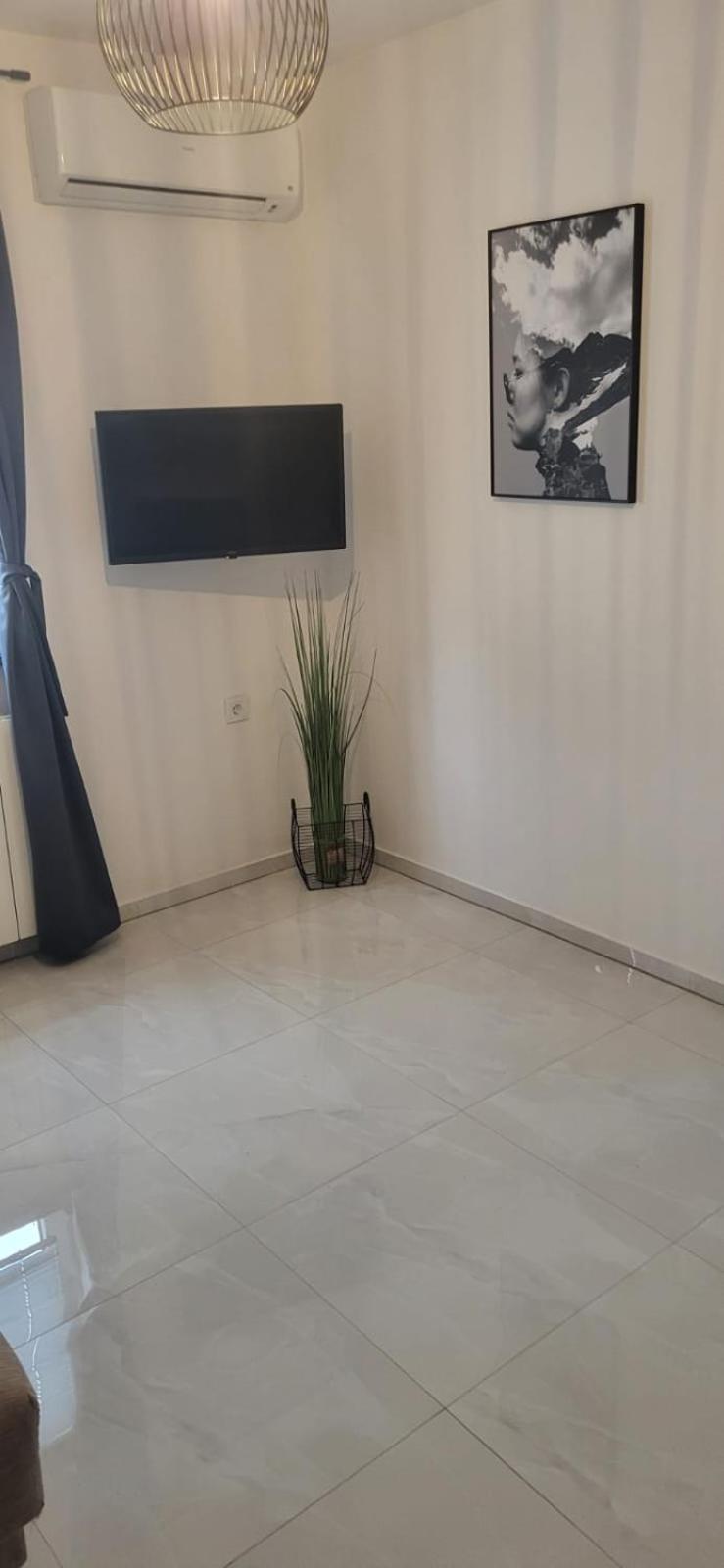 Premium Apartments Adore Novalja Exterior photo