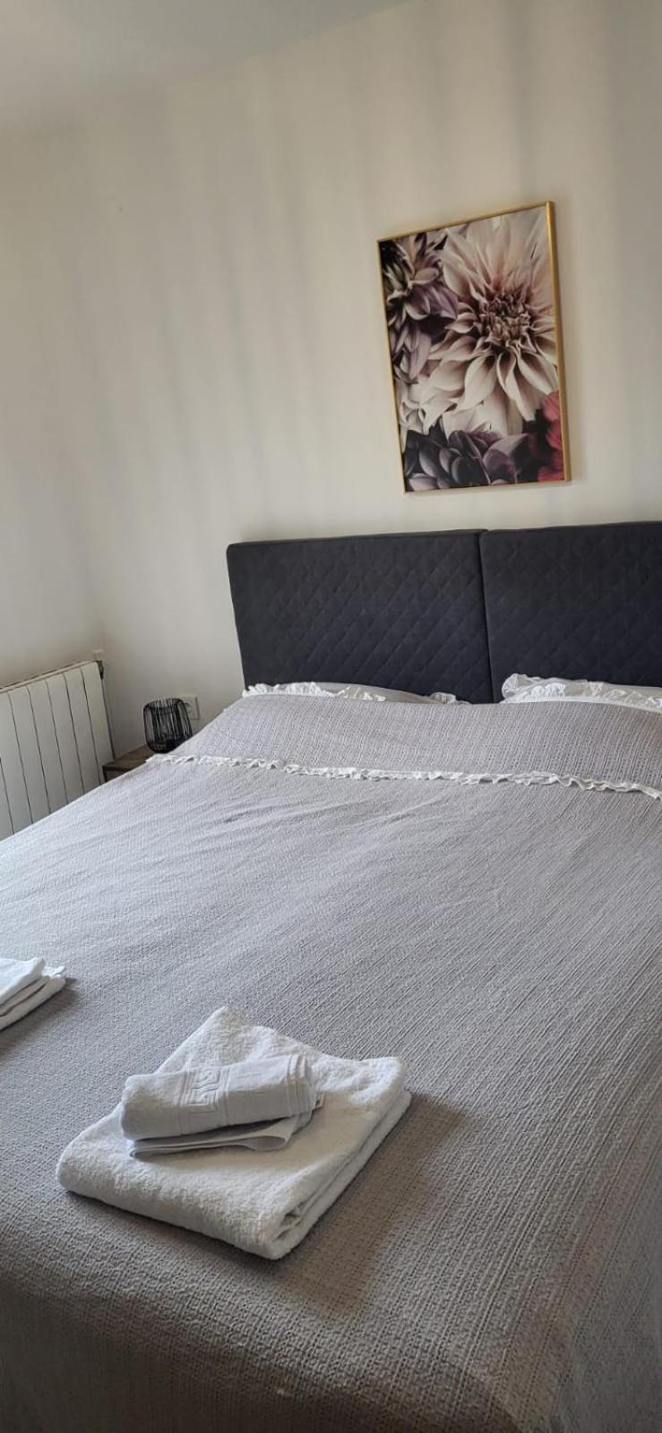 Premium Apartments Adore Novalja Exterior photo